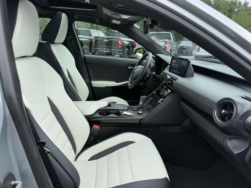 Used 2025 Lexus IS 350 F Sport image 15