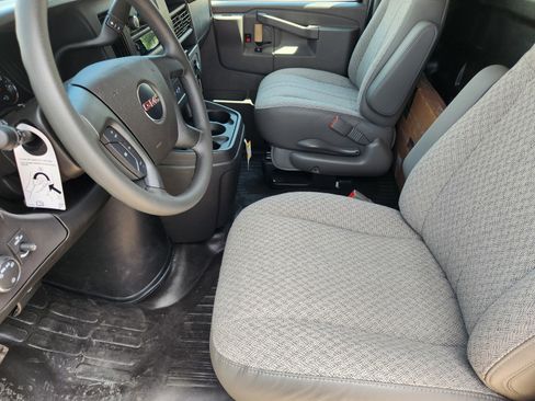 New 2025 GMC Savana 2500 Extended w/ Driver Convenience Package image 9