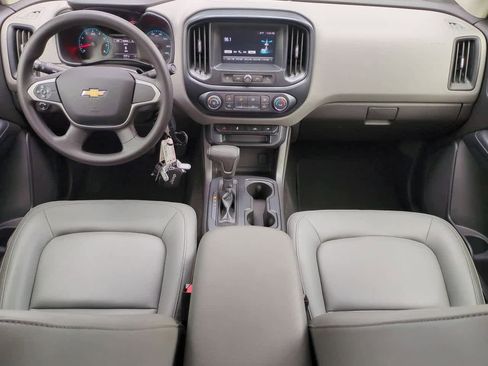 Used 2018 Chevrolet Colorado W/T w/ WT Convenience Package image 16