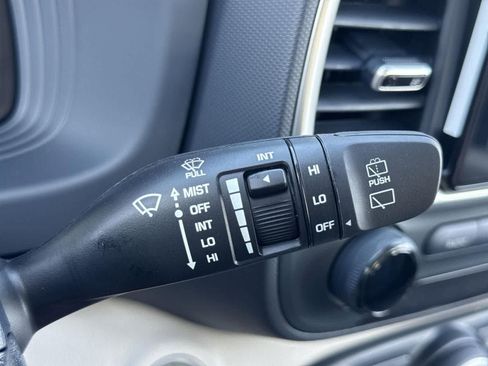 New 2026 Hyundai Venue SEL image 31