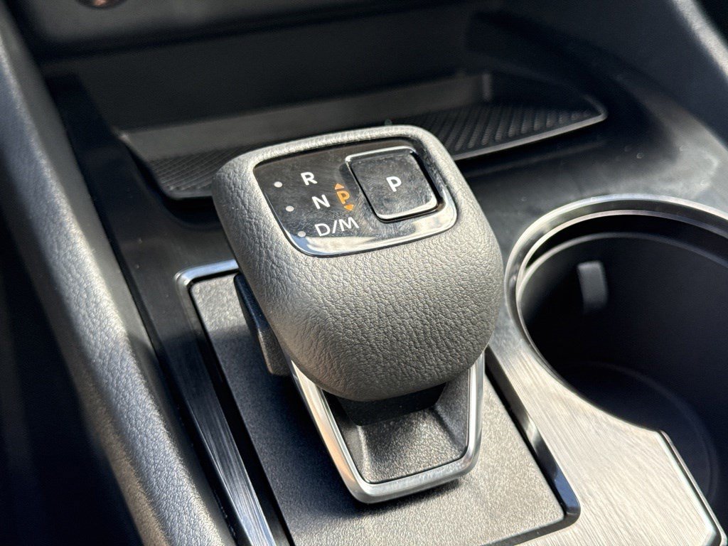 Used 2026 Nissan Rogue Dark Armor FWD image 37