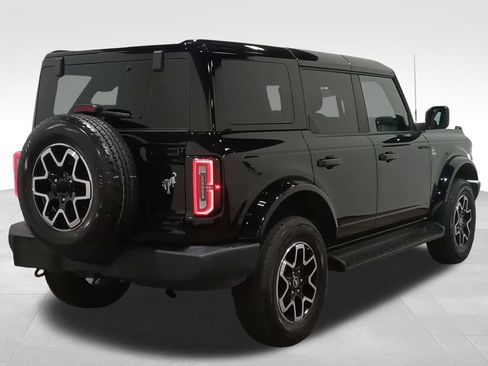 Certified 2025 Ford Bronco Outer Banks AWD/4WD image 3