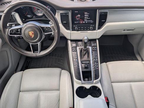 Used 2017 Porsche Macan S AWD/4WD image 7