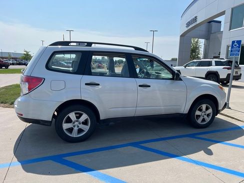 Used 2010 Subaru Forester 2.5X AWD/4WD image 8