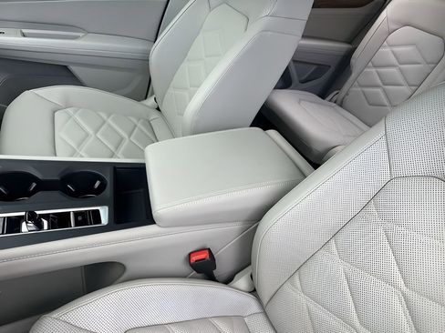 New 2026 Volkswagen Atlas SE FWD image 21