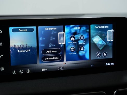 Used 2026 Nissan Sentra SR w/ Floor Mat Package FWD image 38