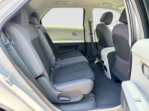 Used 2023 Hyundai Ioniq 5 SE RWD image 26