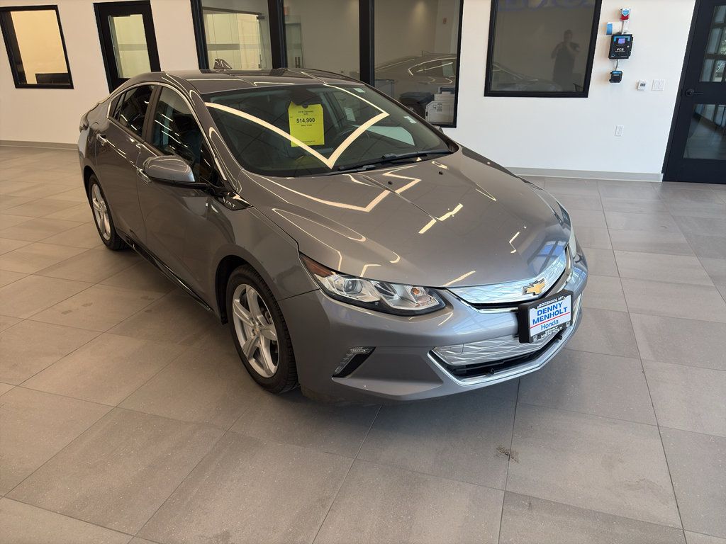 Used 2018 Chevrolet Volt LT w/ Comfort Package FWD image 1