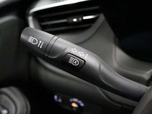 Certified 2024 Buick Encore GX Sport Touring image 21