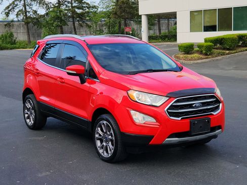 Used 2019 Ford EcoSport Titanium AWD/4WD image 5