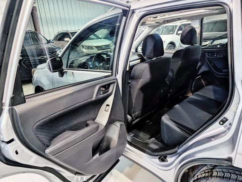 Used 2017 Subaru Forester 2.5i Premium AWD/4WD image 19
