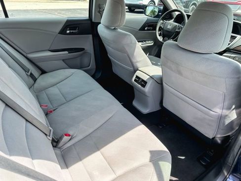Used 2016 Honda Accord EX image 23