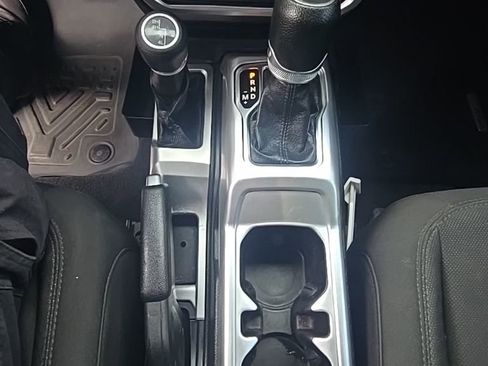 Used 2020 Jeep Wrangler Unlimited Sport S image 29