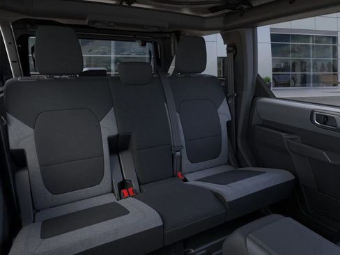 New 2025 Ford Bronco 4-Door image 13