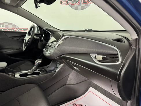 Used 2024 Chevrolet Malibu RS w/ LPO, Floor Liner Package FWD image 12
