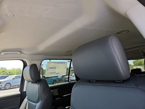 New 2027 Ford Expedition Active RWD image 22