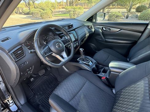 Used 2018 Nissan Rogue SV FWD image 13