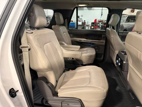 Used 2018 Ford Expedition Max Limited w/ Equipment Group 301A AWD/4WD image 15