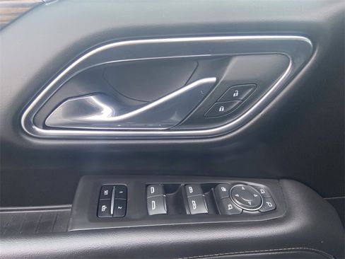 Certified 2023 Chevrolet Tahoe High Country w/ Premium Package 2 image 24