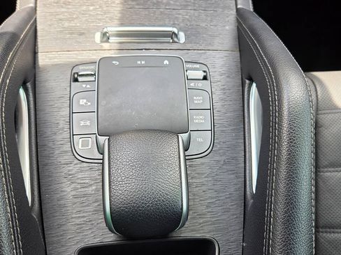 Used 2025 Mercedes-Benz GLE 450 4MATIC Coupe image 18