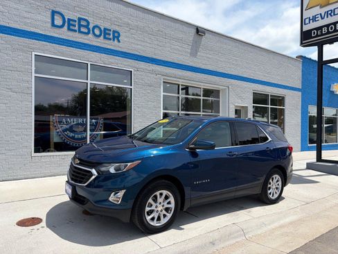 Used 2020 Chevrolet Equinox LT AWD/4WD image 1