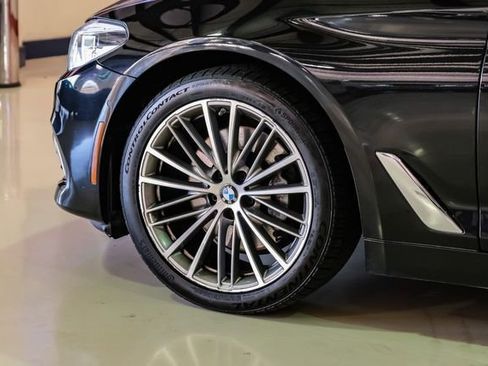 Used 2018 BMW 540i image 55