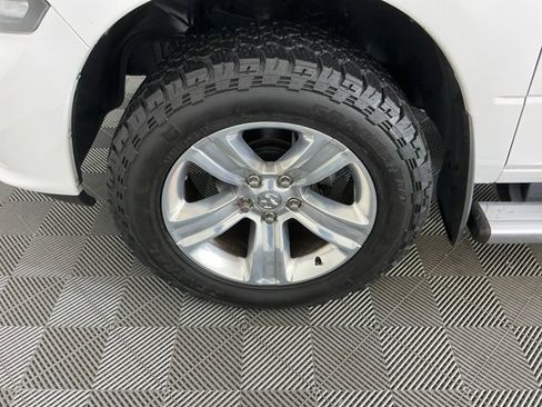 Used 2017 RAM 1500 Sport image 29