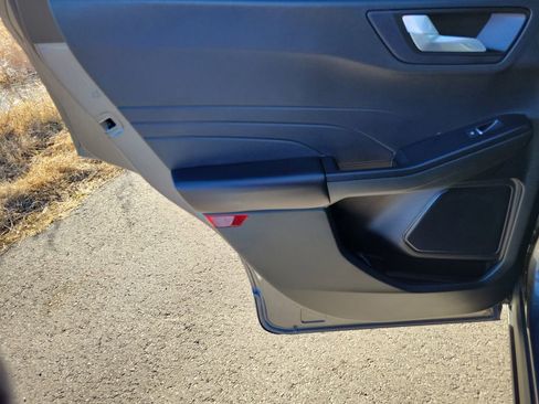 Used 2022 Ford Escape SEL w/ SEL Stealth AWD Package image 27