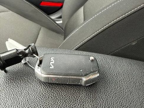 Used 2024 Kia Forte LXS FWD image 31