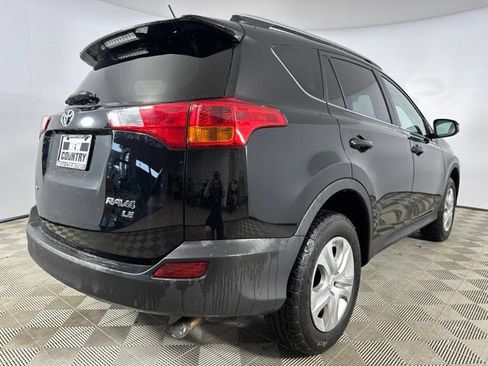 Used 2014 Toyota RAV4 LE AWD/4WD image 7