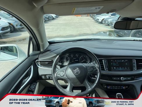 Used 2019 Buick Enclave Premium w/ Experience Buick Package image 15