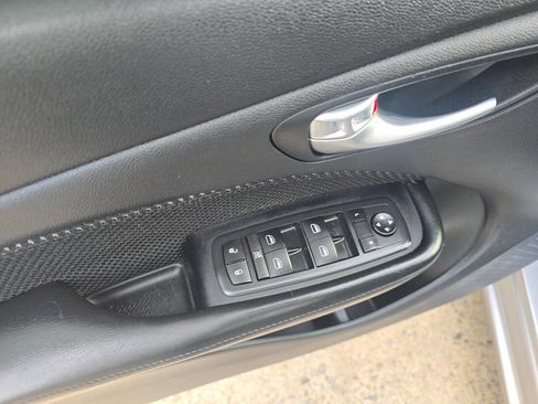 Used 2016 Dodge Dart SXT FWD image 5