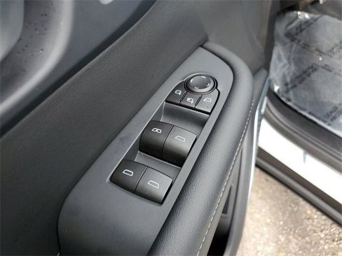 New 2026 Buick Enclave Preferred w/ Power Package image 18