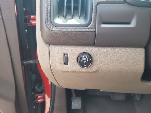 Used 2015 GMC Canyon SLT w/ Driver Alert Package RWD image 17