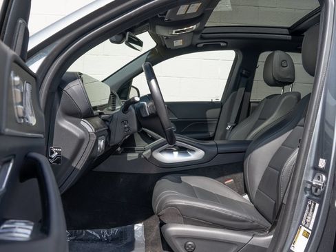 Used 2024 Mercedes-Benz GLE 350 4MATIC image 17