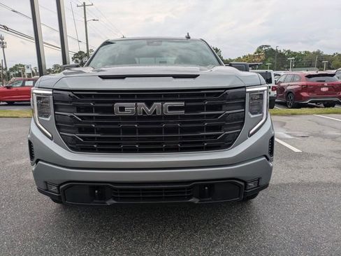 Used 2024 GMC Sierra 1500 Elevation AWD/4WD image 10