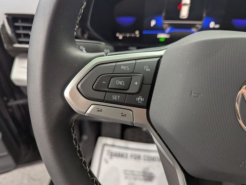 Used 2023 Volkswagen Taos S image 13