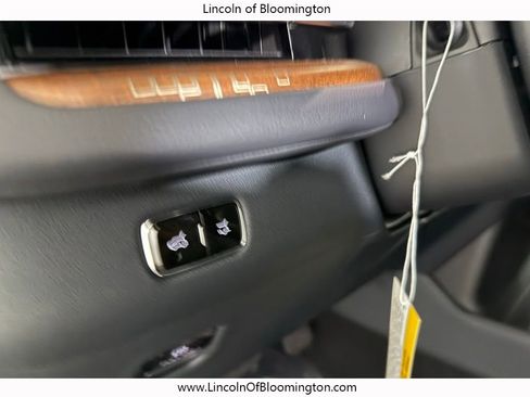 New 2025 Lincoln Navigator L Black Label image 79