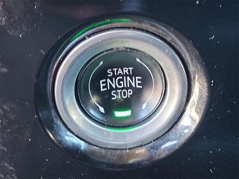 Certified 2024 GMC Sierra 1500 SLT image 25