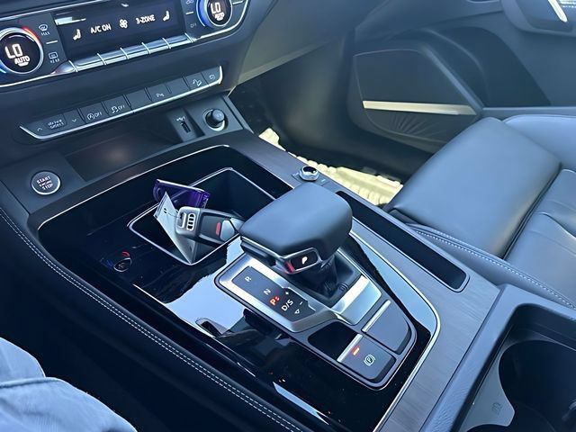 Used 2023 Audi Q5 2.0T Premium Plus AWD/4WD image 29