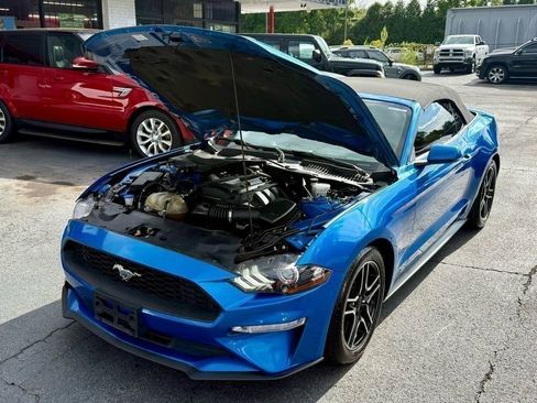Used 2020 Ford Mustang Premium image 5