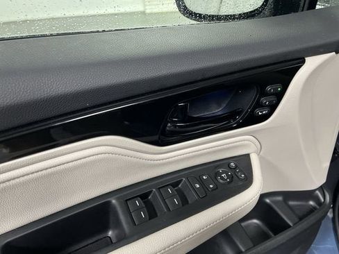 Used 2025 Honda Odyssey Elite image 24