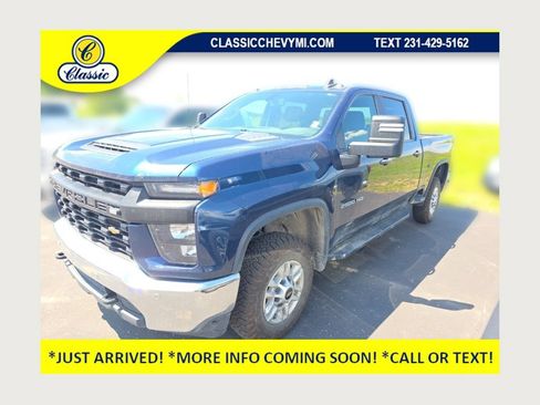 Used 2022 Chevrolet Silverado 2500 W/T w/ WT Convenience Package AWD/4WD image 1