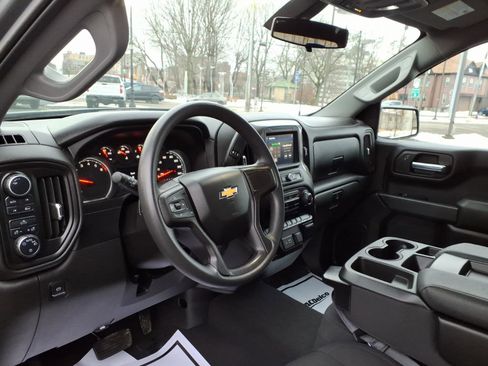 Used 2021 Chevrolet Silverado 1500 Custom image 10