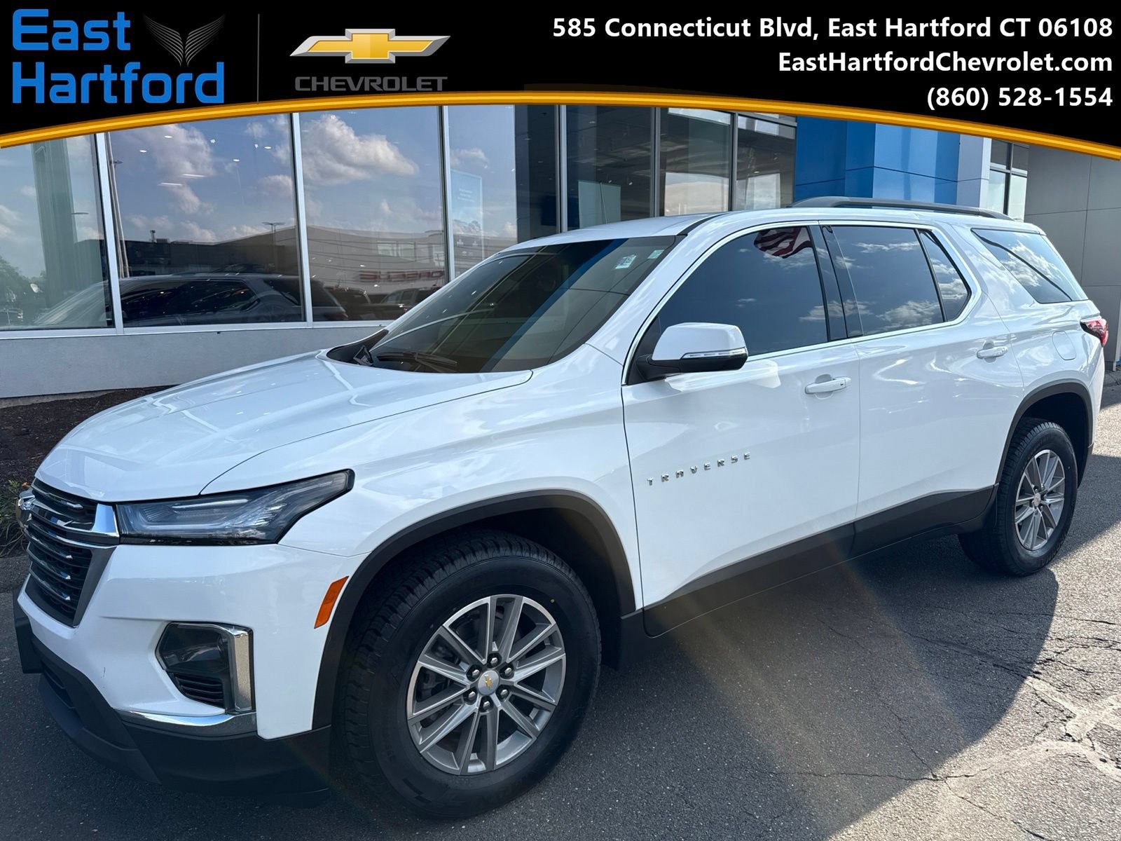 Used 2023 Chevrolet Traverse LT AWD/4WD image 1