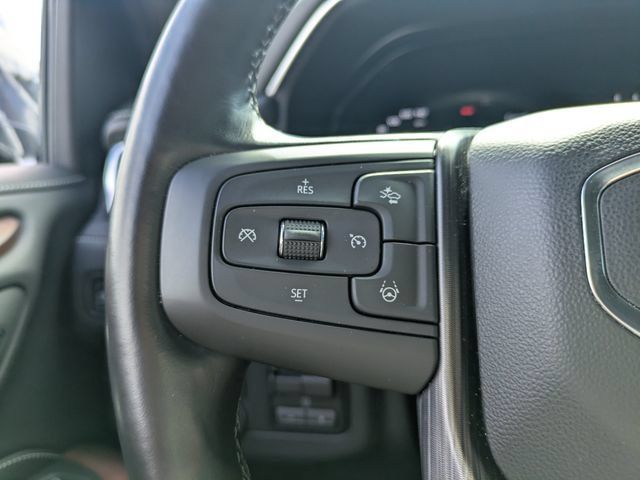 Used 2023 GMC Yukon Denali Ultimate AWD/4WD image 33