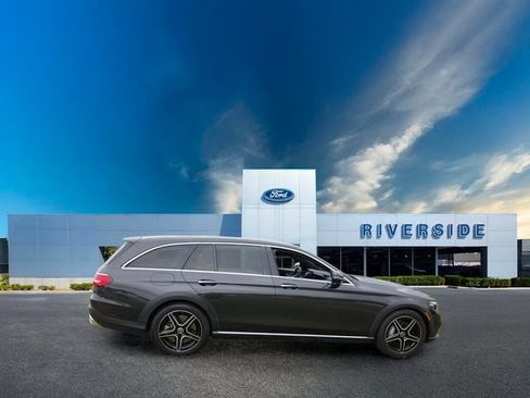 Used 2021 Mercedes-Benz E 450 4MATIC All-Terrain Wagon image 8