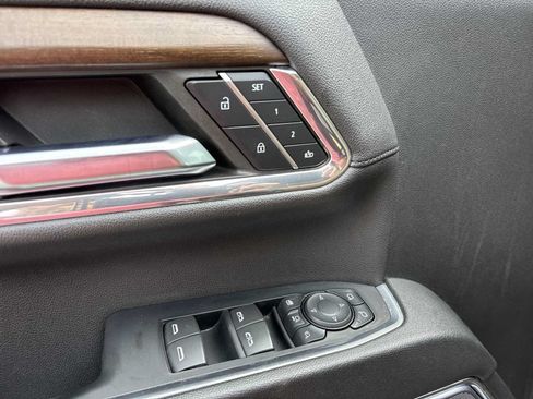 Used 2024 Chevrolet Silverado 2500 High Country w/ LPO, Dark Essentials Package AWD/4WD image 24