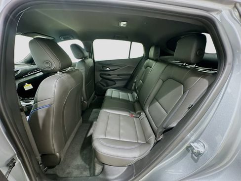 Certified 2025 Buick Envista Sport Touring w/ Convenience I Package FWD image 23