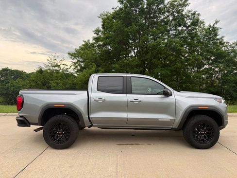 Used 2026 GMC Canyon Elevation w/ Convenience Package RWD image 2